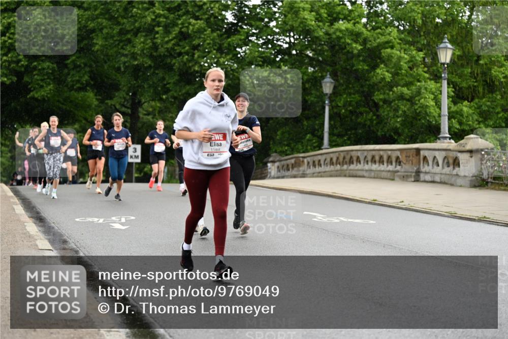 14.06.2026 - REWE Women's Run Dr. Thomas Lammeyer http://msf.ph/oto/9769049 14.06.2026 09:45:54 Laufen 3, 11444, 11469 meine-sportfotos.de