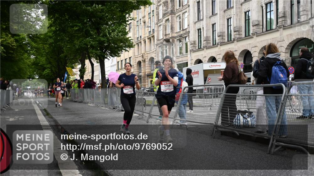 14.06.2026 - REWE Women's Run J. Mangold http://msf.ph/oto/9769052 14.06.2026 09:50:07 Ziel 10021, 10396, 10869, 10958, 11009 meine-sportfotos.de