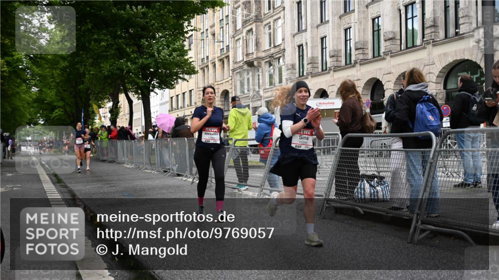 14.06.2026 - REWE Women's Run J. Mangold http://msf.ph/oto/9769057 14.06.2026 09:50:07 Ziel 10021, 10396, 10869, 10958, 11009 meine-sportfotos.de
