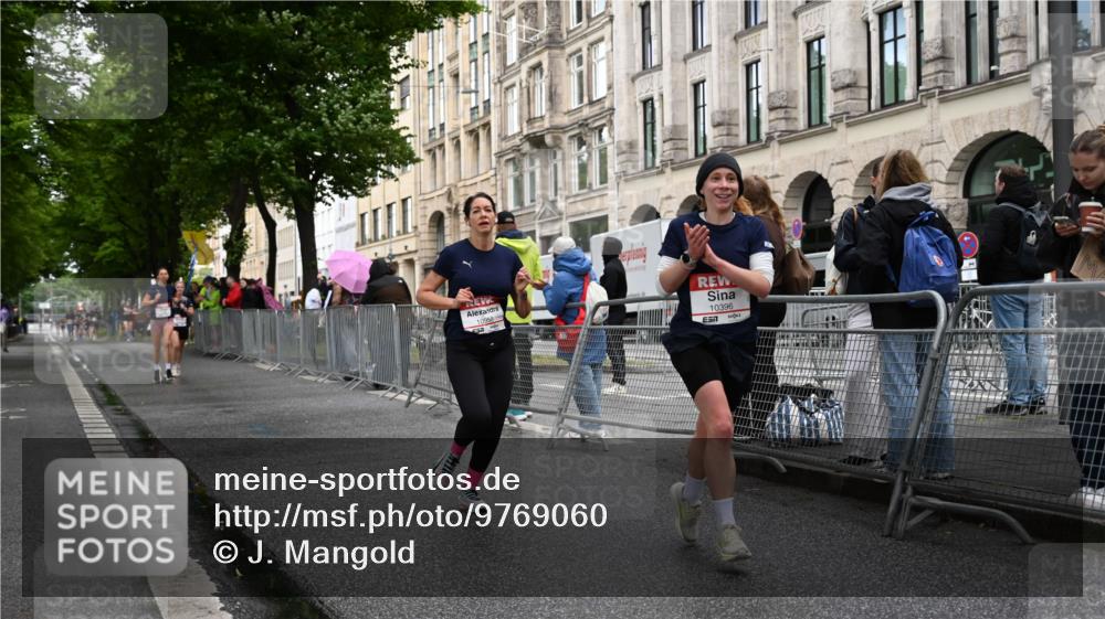 14.06.2026 - REWE Women's Run J. Mangold http://msf.ph/oto/9769060 14.06.2026 09:50:08 Ziel 10021, 10396, 10869, 10958, 11009 meine-sportfotos.de