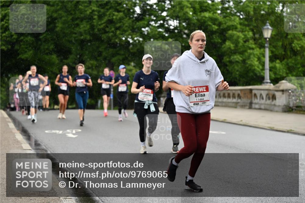 14.06.2026 - REWE Women's Run Dr. Thomas Lammeyer http://msf.ph/oto/9769065 14.06.2026 09:45:55 Laufen 11444, 7 meine-sportfotos.de