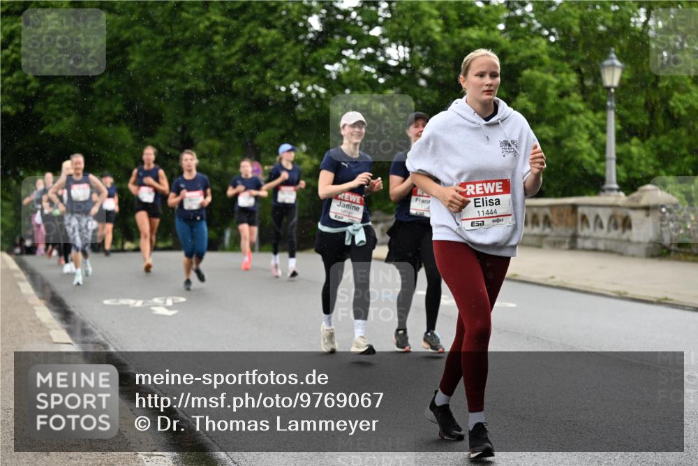 14.06.2026 - REWE Women's Run Dr. Thomas Lammeyer http://msf.ph/oto/9769067 14.06.2026 09:45:55 Laufen 10181, 11444, 7 meine-sportfotos.de