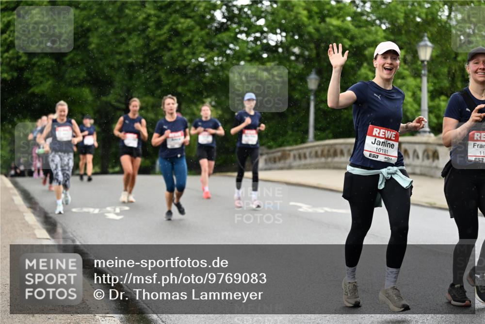 14.06.2026 - REWE Women's Run Dr. Thomas Lammeyer http://msf.ph/oto/9769083 14.06.2026 09:45:57 Laufen 10181, 7, 11 meine-sportfotos.de