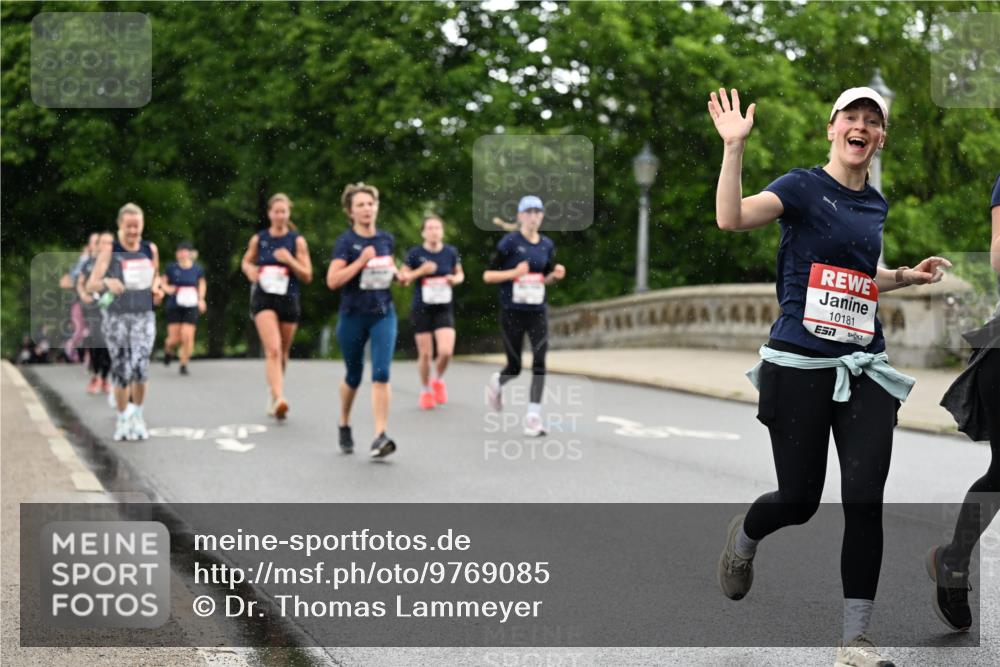 14.06.2026 - REWE Women's Run Dr. Thomas Lammeyer http://msf.ph/oto/9769085 14.06.2026 09:45:57 Laufen 10181, 7 meine-sportfotos.de
