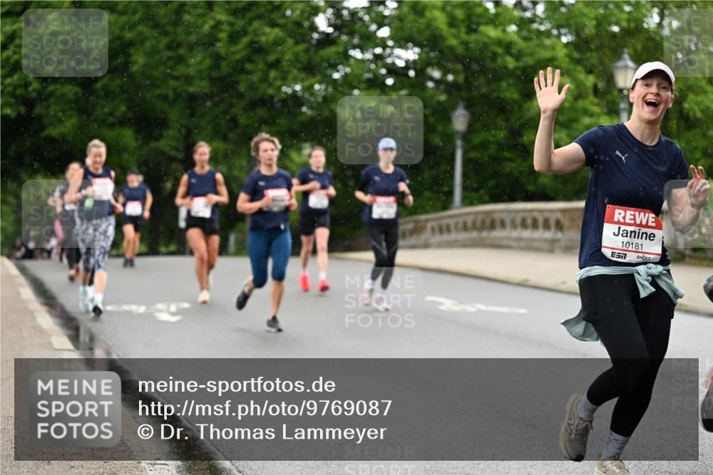 14.06.2026 - REWE Women's Run Dr. Thomas Lammeyer http://msf.ph/oto/9769087 14.06.2026 09:45:57 Laufen 10181, 7 meine-sportfotos.de