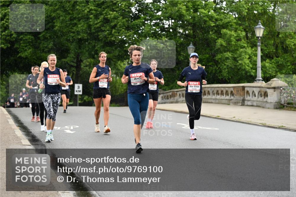 14.06.2026 - REWE Women's Run Dr. Thomas Lammeyer http://msf.ph/oto/9769100 14.06.2026 09:45:58 Laufen 10904, 10165 meine-sportfotos.de