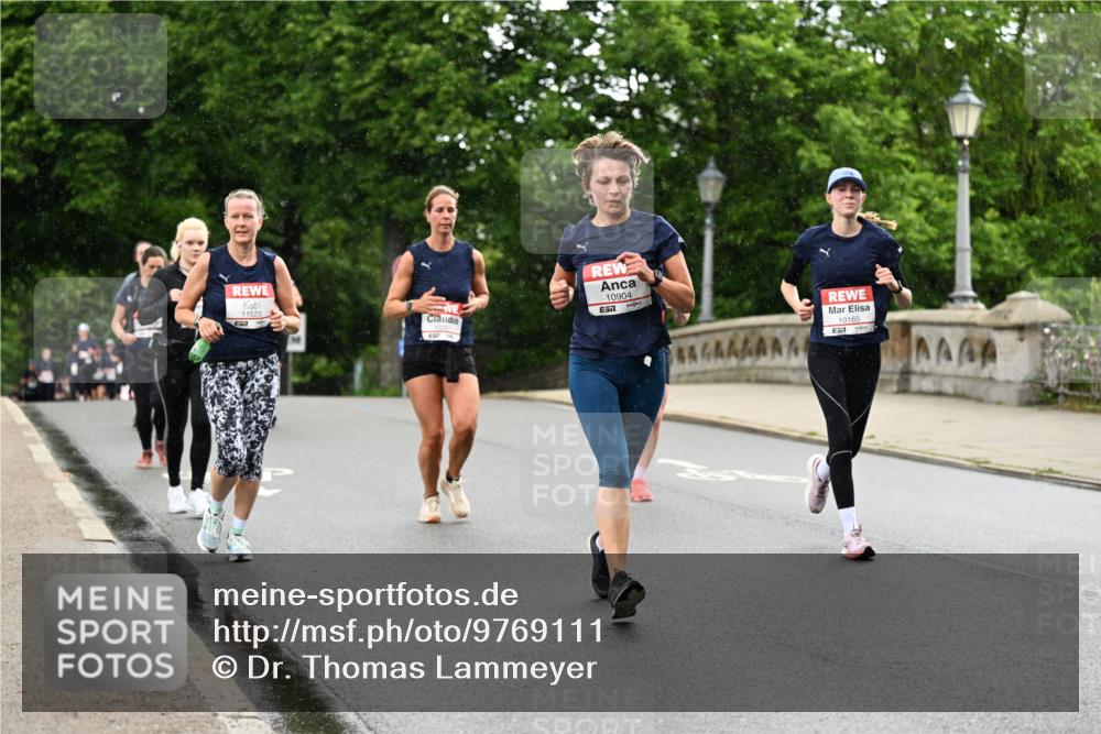 14.06.2026 - REWE Women's Run Dr. Thomas Lammeyer http://msf.ph/oto/9769111 14.06.2026 09:45:59 Laufen 11523, 10904, 10165 meine-sportfotos.de