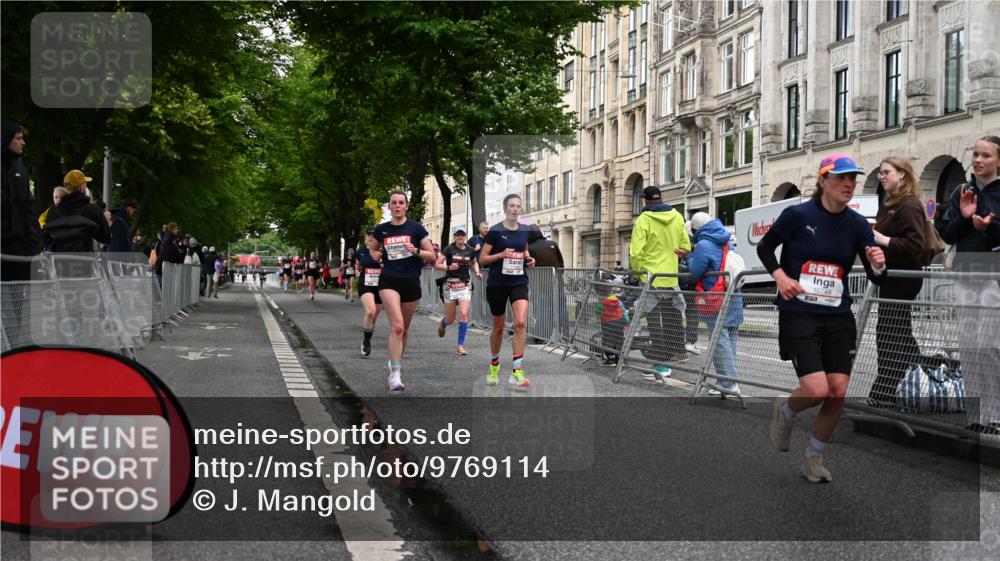14.06.2026 - REWE Women's Run J. Mangold http://msf.ph/oto/9769114 14.06.2026 09:50:30 Ziel 10085, 10192, 10749, 11105, 11146, 11207, 11396 meine-sportfotos.de