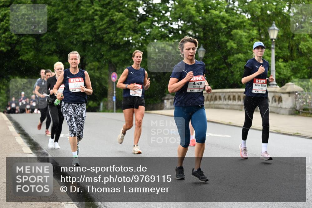 14.06.2026 - REWE Women's Run Dr. Thomas Lammeyer http://msf.ph/oto/9769115 14.06.2026 09:45:59 Laufen 11523, 57, 10904, 10165 meine-sportfotos.de