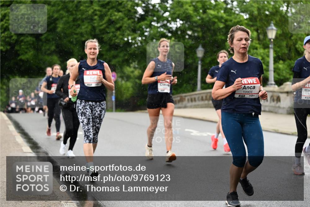 14.06.2026 - REWE Women's Run Dr. Thomas Lammeyer http://msf.ph/oto/9769123 14.06.2026 09:46:00 Laufen 11523, 7, 10904, 657, 10 meine-sportfotos.de