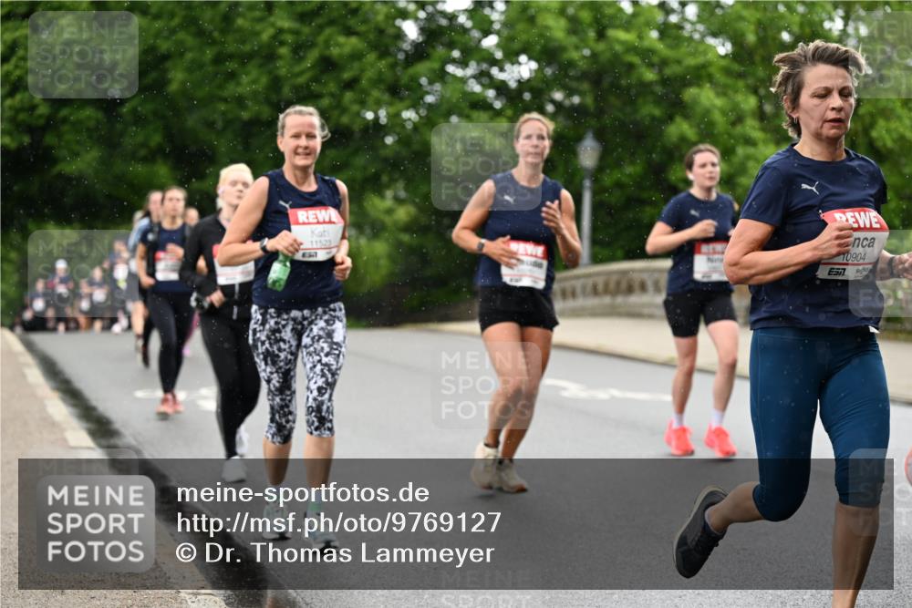 14.06.2026 - REWE Women's Run Dr. Thomas Lammeyer http://msf.ph/oto/9769127 14.06.2026 09:46:00 Laufen 11523, 857, 10904 meine-sportfotos.de