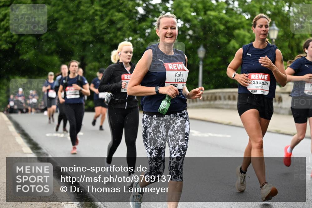 14.06.2026 - REWE Women's Run Dr. Thomas Lammeyer http://msf.ph/oto/9769137 14.06.2026 09:46:01 Laufen 11523, 7, 10251 meine-sportfotos.de