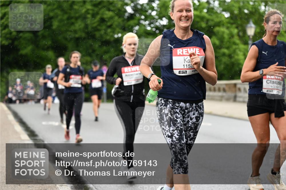 14.06.2026 - REWE Women's Run Dr. Thomas Lammeyer http://msf.ph/oto/9769143 14.06.2026 09:46:01 Laufen 1152, 10251 meine-sportfotos.de