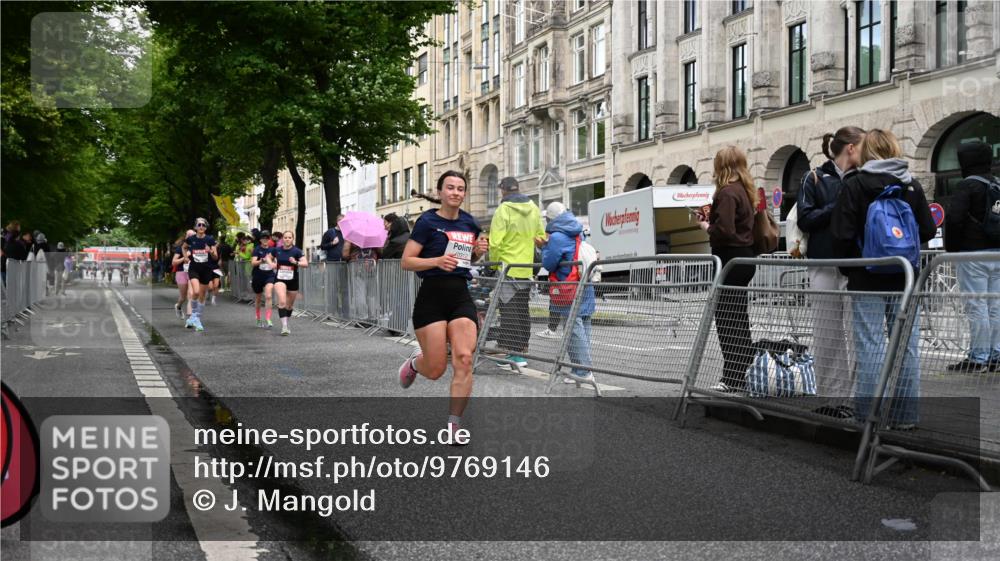 14.06.2026 - REWE Women's Run J. Mangold http://msf.ph/oto/9769146 14.06.2026 09:50:43 Ziel 10039, 10159, 10312, 10618, 10666, 11003 meine-sportfotos.de