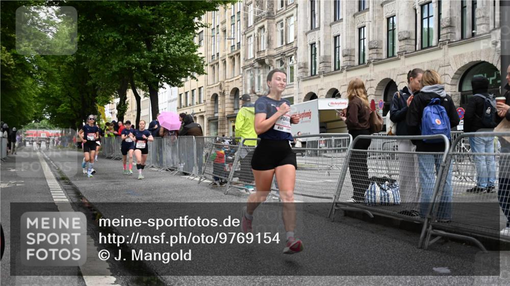 14.06.2026 - REWE Women's Run J. Mangold http://msf.ph/oto/9769154 14.06.2026 09:50:43 Ziel 10039, 10159, 10312, 10618, 10666, 11003 meine-sportfotos.de