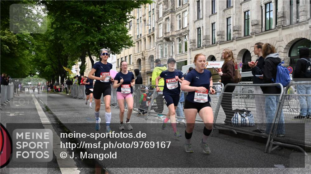 14.06.2026 - REWE Women's Run J. Mangold http://msf.ph/oto/9769167 14.06.2026 09:50:47 Ziel 10039, 10091, 10312, 10618, 10666, 11003 meine-sportfotos.de