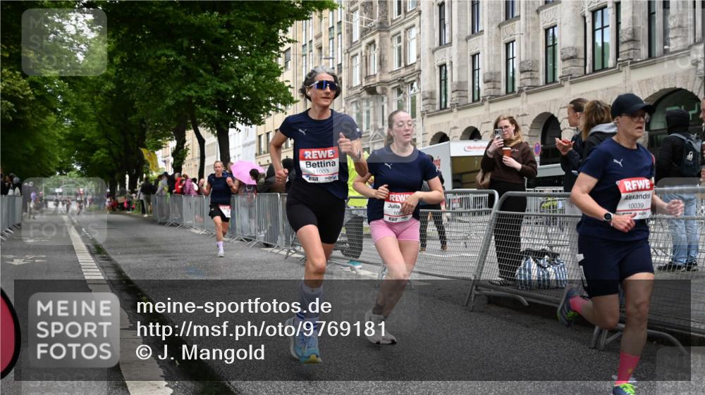 14.06.2026 - REWE Women's Run J. Mangold http://msf.ph/oto/9769181 14.06.2026 09:50:48 Ziel 10039, 10091, 10312, 10618, 10666, 11003 meine-sportfotos.de