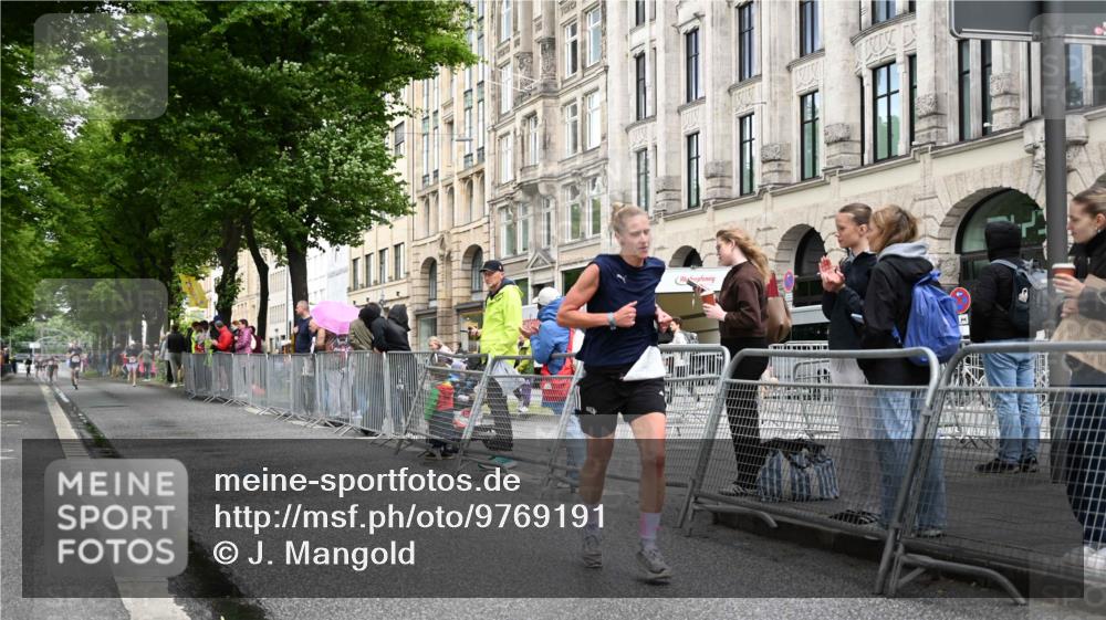 14.06.2026 - REWE Women's Run J. Mangold http://msf.ph/oto/9769191 14.06.2026 09:50:51 Ziel 10039, 10091, 10618, 10666, 11003 meine-sportfotos.de