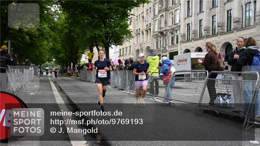 14.06.2026 - REWE Women's Run J. Mangold http://msf.ph/oto/9769193 14.06.2026 09:51:05 Ziel 10144, 10853 meine-sportfotos.de