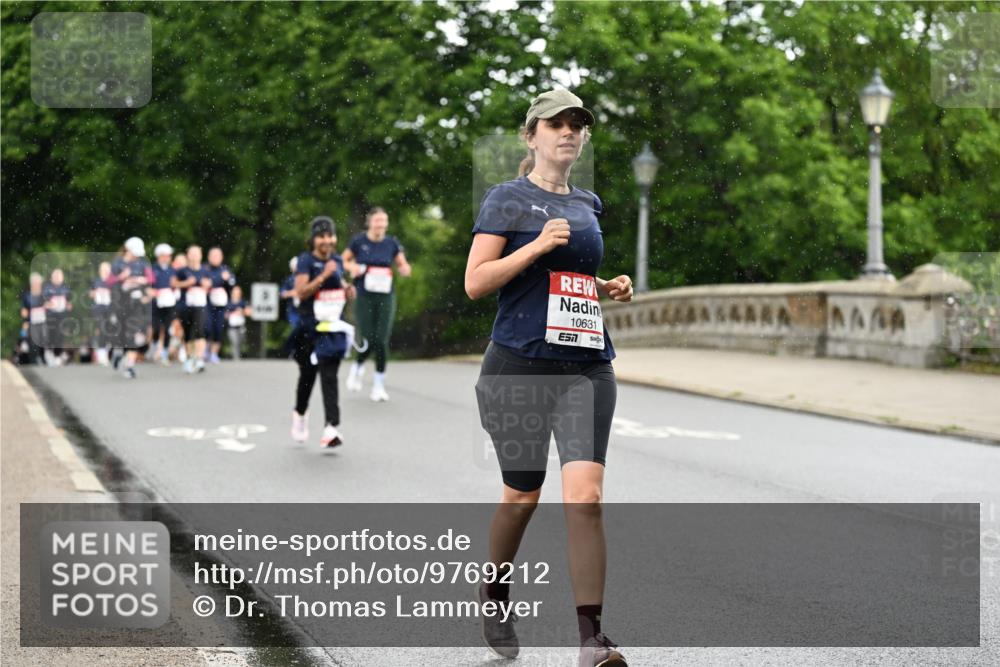 14.06.2026 - REWE Women's Run Dr. Thomas Lammeyer http://msf.ph/oto/9769212 14.06.2026 09:46:06 Laufen 10631 meine-sportfotos.de
