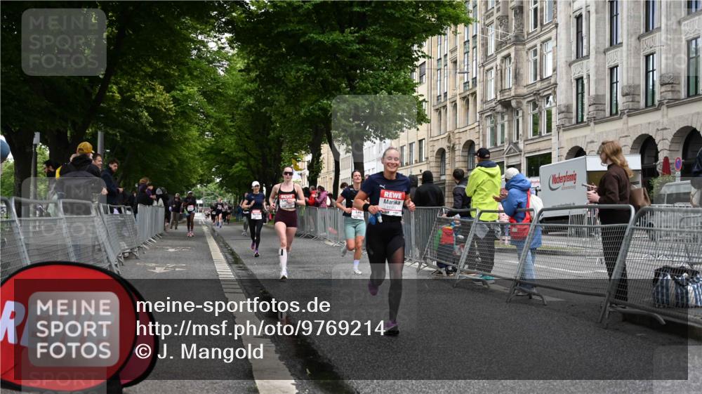 14.06.2026 - REWE Women's Run J. Mangold http://msf.ph/oto/9769214 14.06.2026 09:51:16 Ziel 10184, 10390, 10604, 10803 meine-sportfotos.de