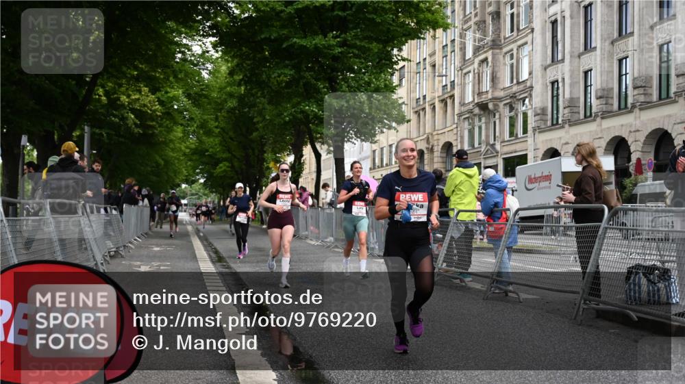 14.06.2026 - REWE Women's Run J. Mangold http://msf.ph/oto/9769220 14.06.2026 09:51:17 Ziel 10184, 10390, 10604, 10803 meine-sportfotos.de
