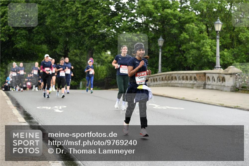 14.06.2026 - REWE Women's Run Dr. Thomas Lammeyer http://msf.ph/oto/9769240 14.06.2026 09:46:09 Laufen 10335 meine-sportfotos.de