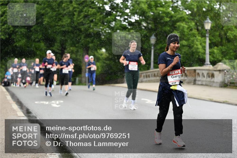 14.06.2026 - REWE Women's Run Dr. Thomas Lammeyer http://msf.ph/oto/9769251 14.06.2026 09:46:09 Laufen 10335, 7 meine-sportfotos.de
