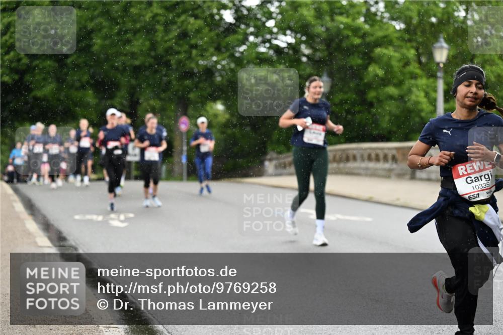 14.06.2026 - REWE Women's Run Dr. Thomas Lammeyer http://msf.ph/oto/9769258 14.06.2026 09:46:10 Laufen 10335, 7 meine-sportfotos.de