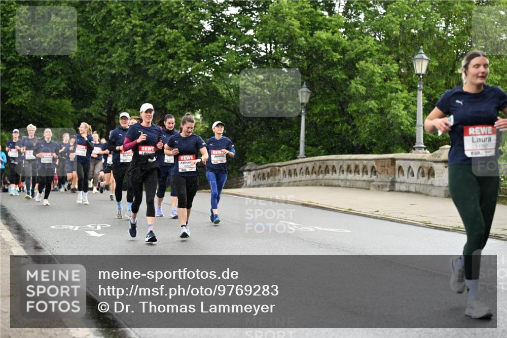 14.06.2026 - REWE Women's Run Dr. Thomas Lammeyer http://msf.ph/oto/9769283 14.06.2026 09:46:11 Laufen 10323, 11397 meine-sportfotos.de