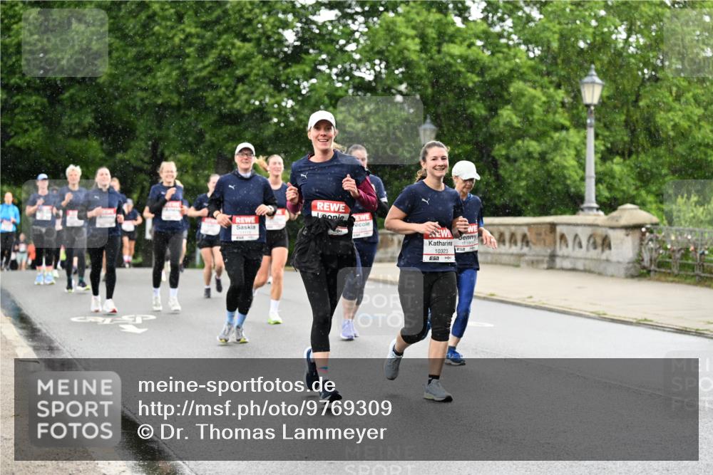 14.06.2026 - REWE Women's Run Dr. Thomas Lammeyer http://msf.ph/oto/9769309 14.06.2026 09:46:13 Laufen 10323, 180 meine-sportfotos.de