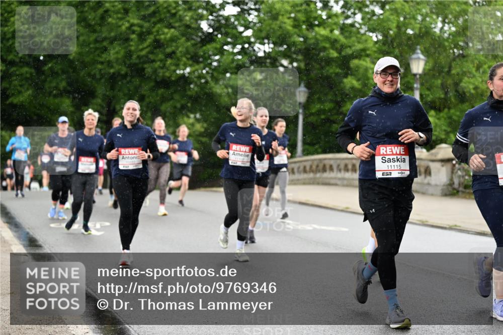 14.06.2026 - REWE Women's Run Dr. Thomas Lammeyer http://msf.ph/oto/9769346 14.06.2026 09:46:16 Laufen 11107, 11115, 57 meine-sportfotos.de