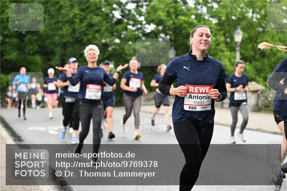 14.06.2026 - REWE Women's Run Dr. Thomas Lammeyer http://msf.ph/oto/9769378 14.06.2026 09:46:18 Laufen 10222 meine-sportfotos.de