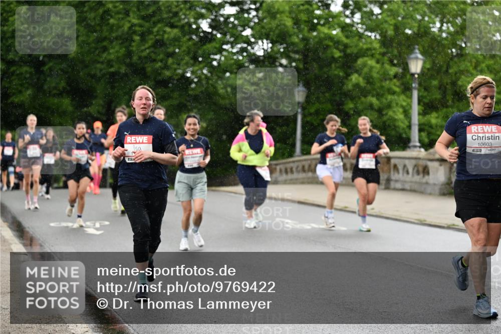 14.06.2026 - REWE Women's Run Dr. Thomas Lammeyer http://msf.ph/oto/9769422 14.06.2026 09:46:28 Laufen 10603, 7 meine-sportfotos.de