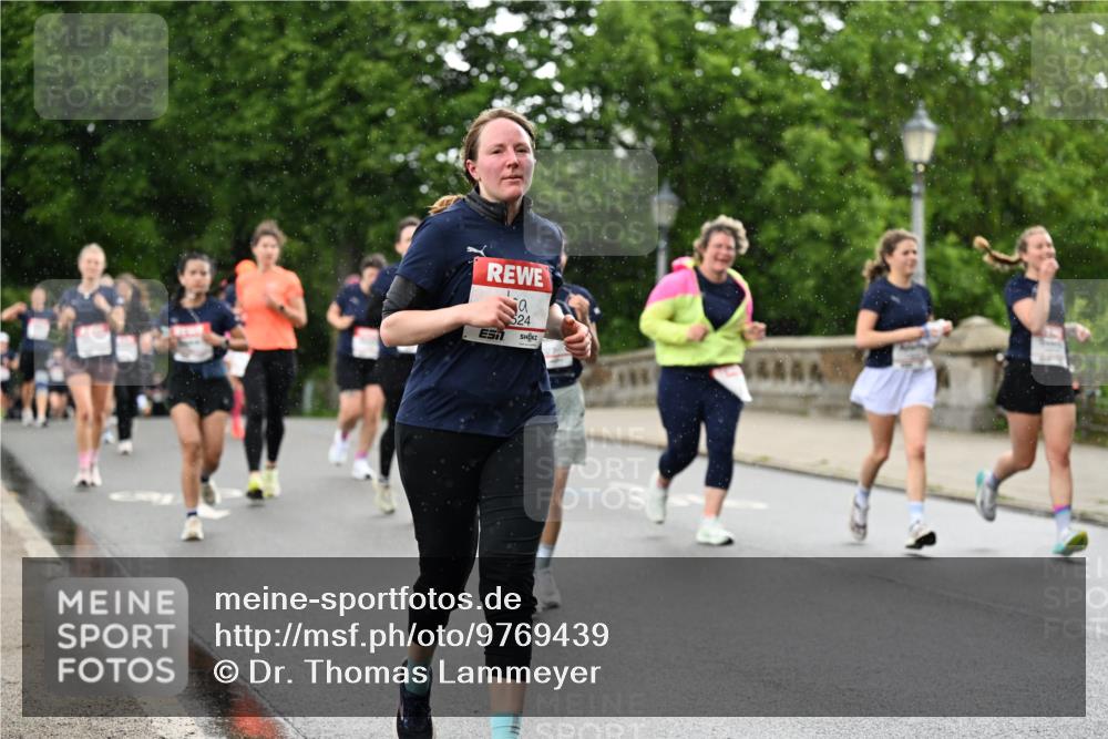 14.06.2026 - REWE Women's Run Dr. Thomas Lammeyer http://msf.ph/oto/9769439 14.06.2026 09:46:29 Laufen 524 meine-sportfotos.de