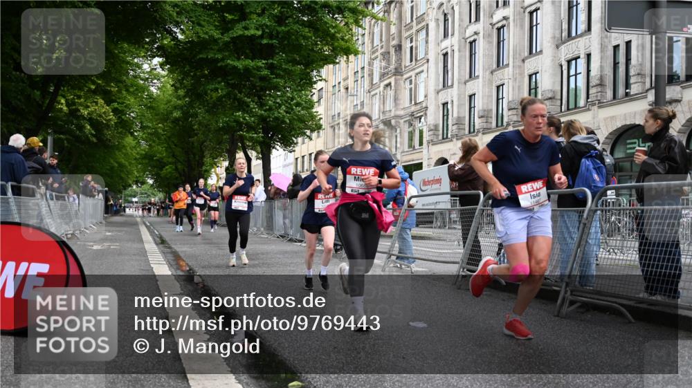 14.06.2026 - REWE Women's Run J. Mangold http://msf.ph/oto/9769443 14.06.2026 09:52:29 Ziel 10278, 10422, 10490, 10629, 10686, 10942, 11174, 11326, 11467, 11519 meine-sportfotos.de