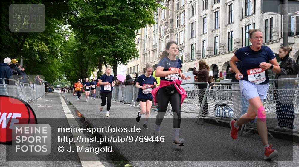 14.06.2026 - REWE Women's Run J. Mangold http://msf.ph/oto/9769446 14.06.2026 09:52:30 Ziel 10278, 10422, 10490, 10629, 10686, 10942, 11123, 11174, 11326, 11467, 11485, 11519 meine-sportfotos.de