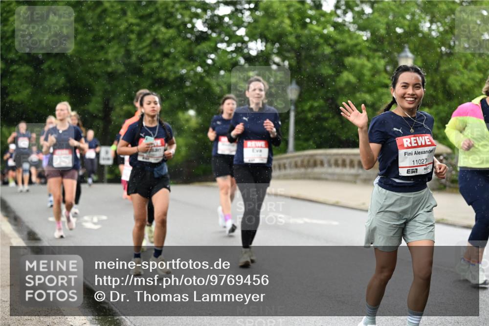14.06.2026 - REWE Women's Run Dr. Thomas Lammeyer http://msf.ph/oto/9769456 14.06.2026 09:46:31 Laufen 11027 meine-sportfotos.de