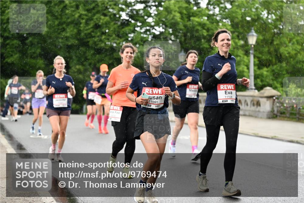 14.06.2026 - REWE Women's Run Dr. Thomas Lammeyer http://msf.ph/oto/9769474 14.06.2026 09:46:32 Laufen 10032, 11091, 57, 11108 meine-sportfotos.de