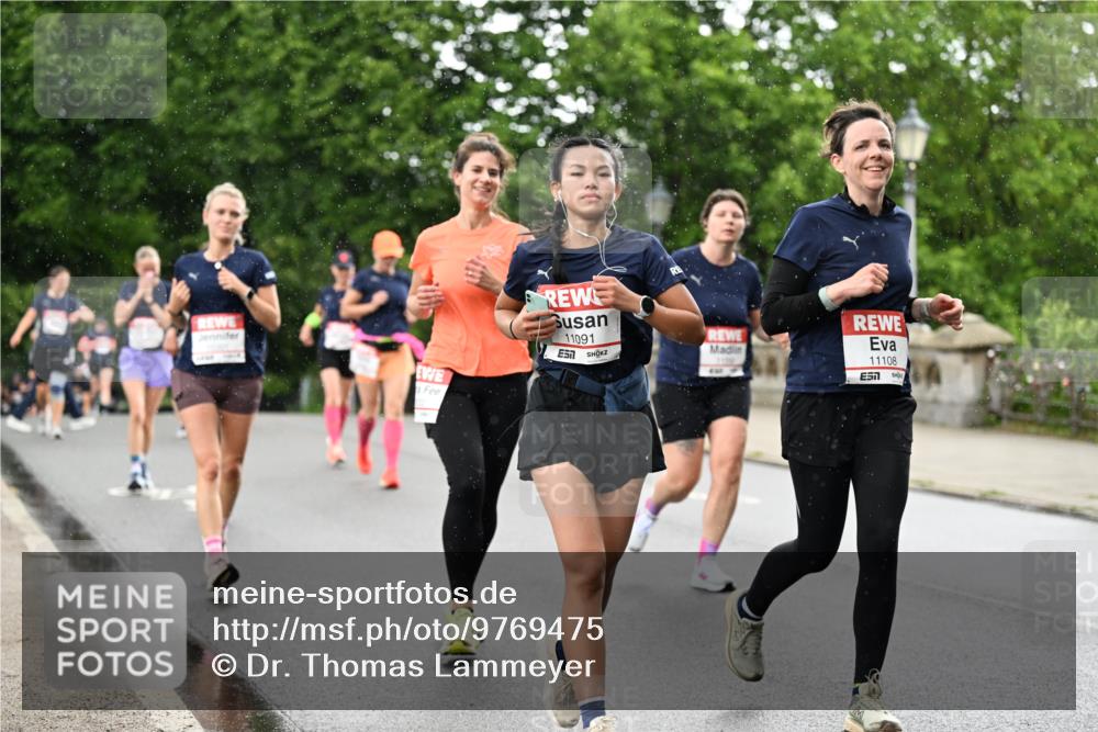 14.06.2026 - REWE Women's Run Dr. Thomas Lammeyer http://msf.ph/oto/9769475 14.06.2026 09:46:32 Laufen 11091, 11108 meine-sportfotos.de