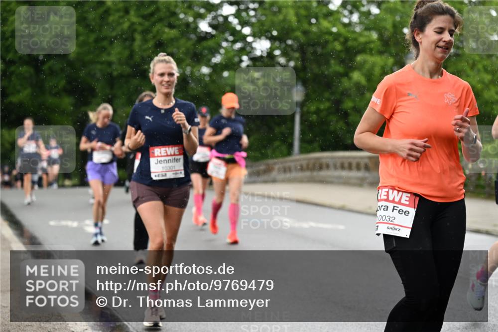 14.06.2026 - REWE Women's Run Dr. Thomas Lammeyer http://msf.ph/oto/9769479 14.06.2026 09:46:33 Laufen 10301, 7, 10032, 1 meine-sportfotos.de