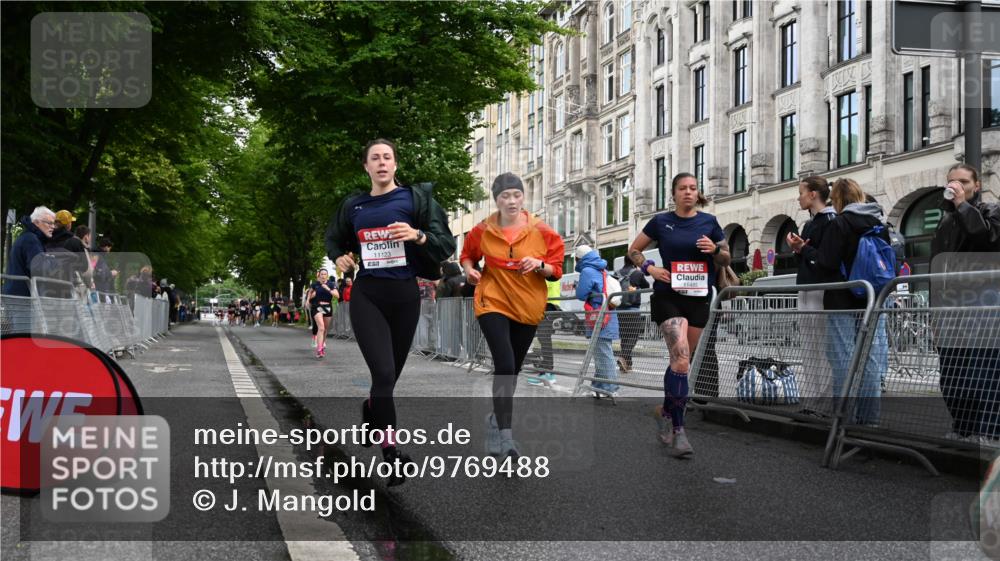 14.06.2026 - REWE Women's Run J. Mangold http://msf.ph/oto/9769488 14.06.2026 09:52:36 Ziel 10490, 10629, 10833, 10984, 11123, 11485 meine-sportfotos.de