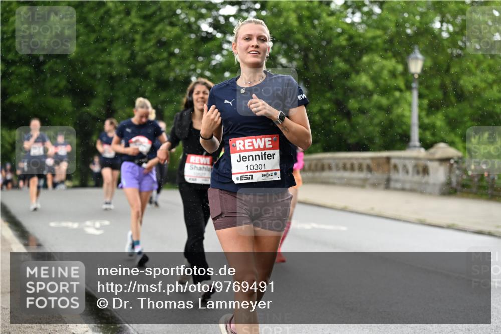 14.06.2026 - REWE Women's Run Dr. Thomas Lammeyer http://msf.ph/oto/9769491 14.06.2026 09:46:34 Laufen 728, 10301 meine-sportfotos.de