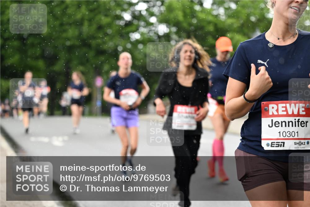 14.06.2026 - REWE Women's Run Dr. Thomas Lammeyer http://msf.ph/oto/9769503 14.06.2026 09:46:35 Laufen 10301 meine-sportfotos.de