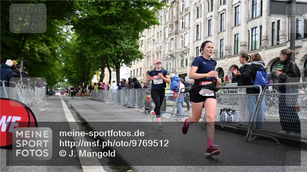 14.06.2026 - REWE Women's Run J. Mangold http://msf.ph/oto/9769512 14.06.2026 09:52:41 Ziel 10833, 10984 meine-sportfotos.de