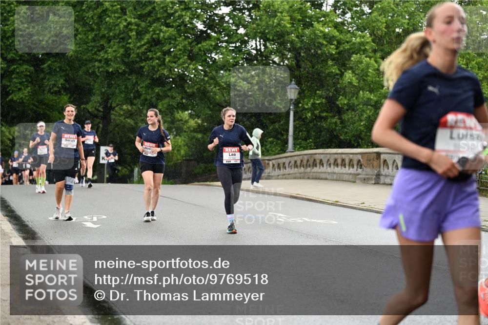 14.06.2026 - REWE Women's Run Dr. Thomas Lammeyer http://msf.ph/oto/9769518 14.06.2026 09:46:37 Laufen 11102, 57 meine-sportfotos.de