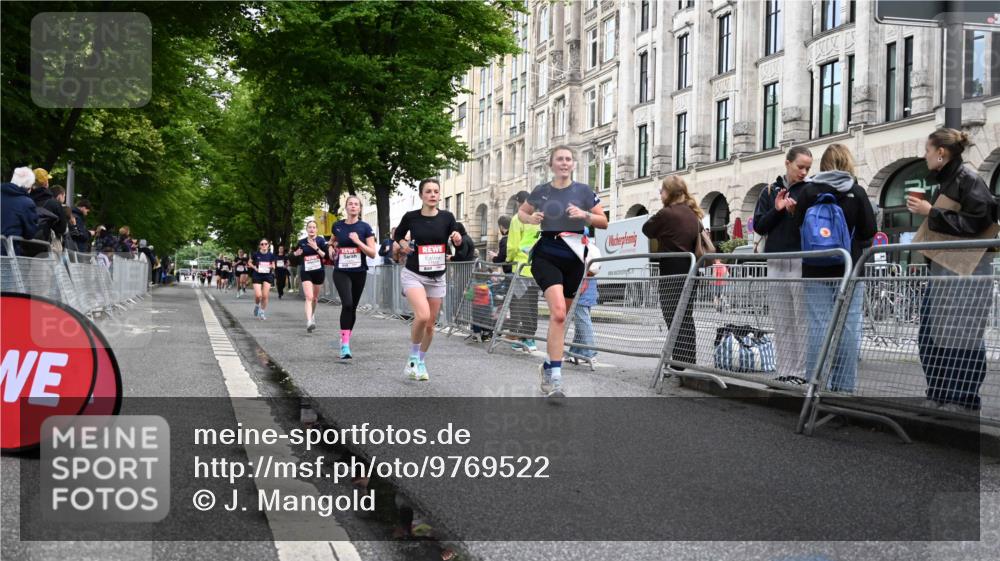 14.06.2026 - REWE Women's Run J. Mangold http://msf.ph/oto/9769522 14.06.2026 09:52:50 Ziel 10693, 10943, 11173, 11416, 11510 meine-sportfotos.de