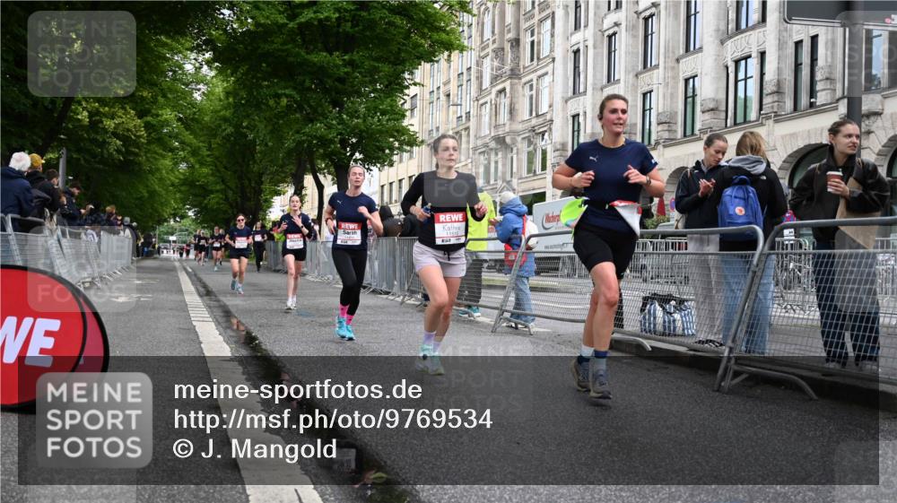 14.06.2026 - REWE Women's Run J. Mangold http://msf.ph/oto/9769534 14.06.2026 09:52:51 Ziel 10693, 10943, 11173, 11416, 11510 meine-sportfotos.de