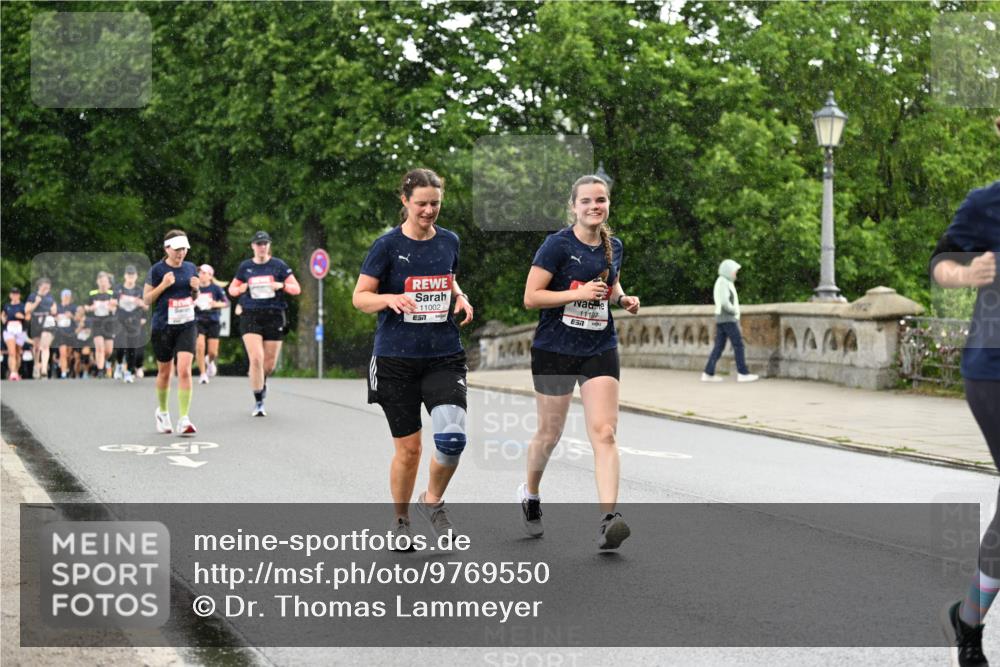 14.06.2026 - REWE Women's Run Dr. Thomas Lammeyer http://msf.ph/oto/9769550 14.06.2026 09:46:39 Laufen 11002, 7, 11187 meine-sportfotos.de