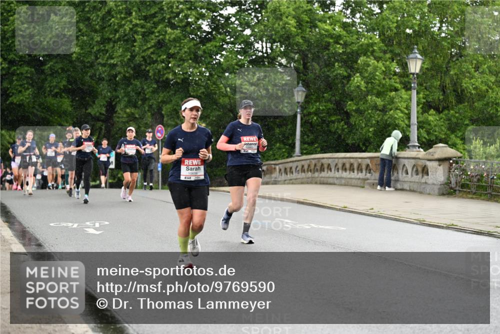 14.06.2026 - REWE Women's Run Dr. Thomas Lammeyer http://msf.ph/oto/9769590 14.06.2026 09:46:42 Laufen 10656, 10683 meine-sportfotos.de